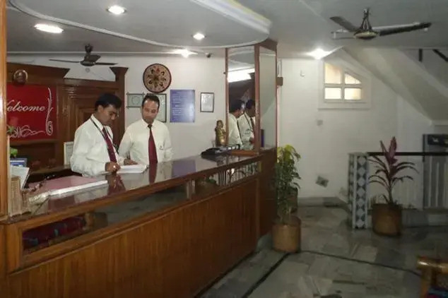 Агра: Hotel Mahalaxmi