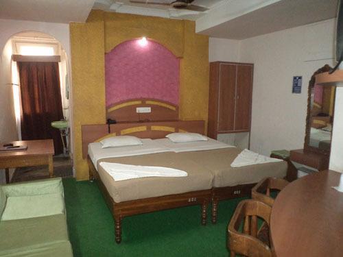 Агра: Hotel Mahalaxmi