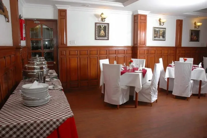 Ути: Welbeck Residency