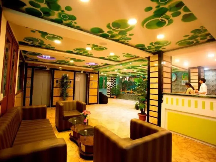 Салем: Hotel AMR EVVERGREEN