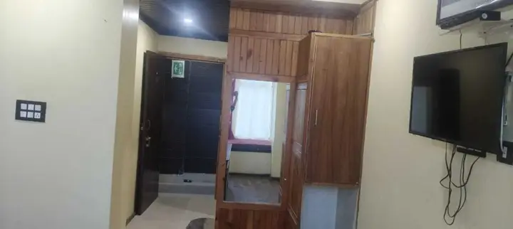 Наинитал: The Oak Trails Eco Lodge