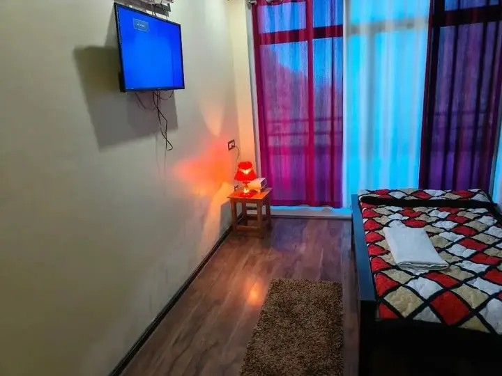Наинитал: The Oak Trails Eco Lodge