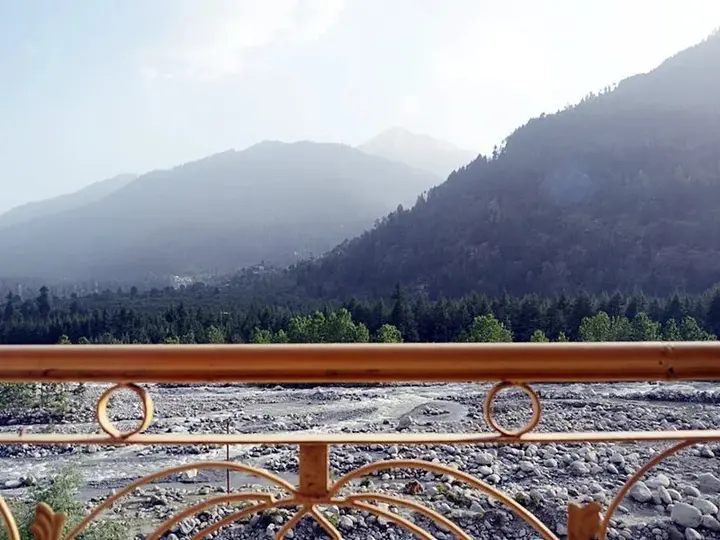 Манали: OYO 9392 Villa Riverine