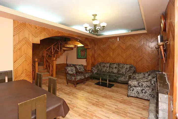 Манали: OYO 9392 Villa Riverine