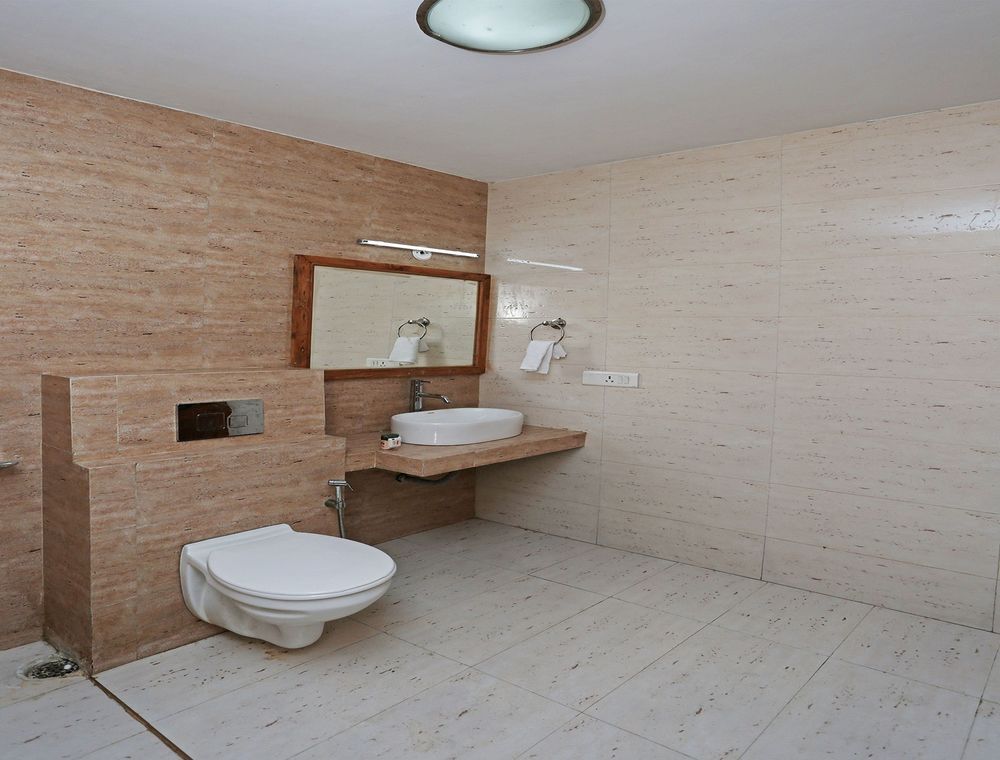 Манали: OYO 9392 Villa Riverine
