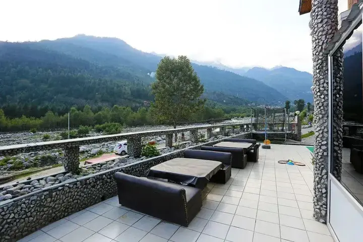 Манали: OYO 9392 Villa Riverine