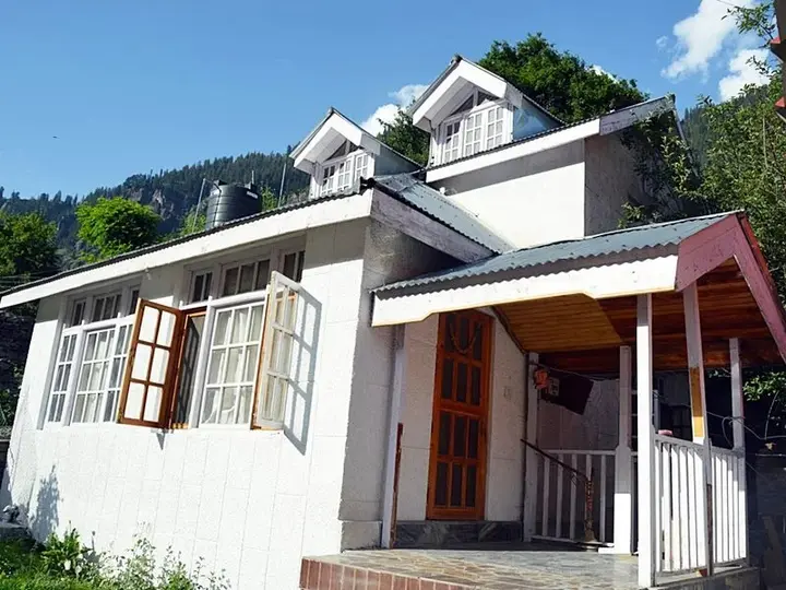 Манали: OYO 9392 Villa Riverine