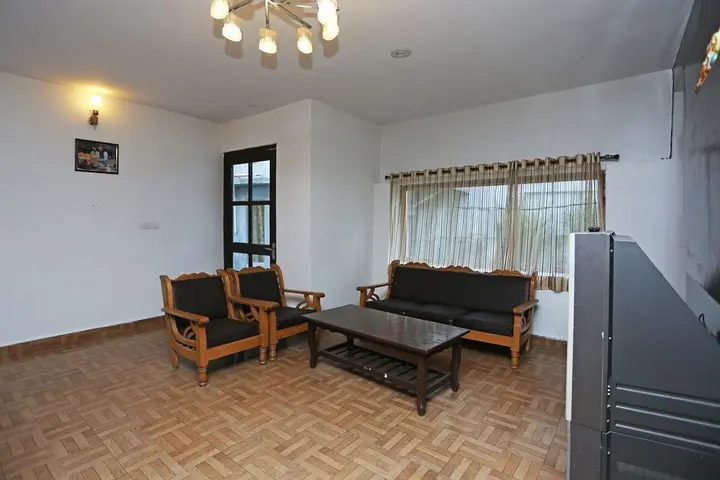 Манали: OYO 9392 Villa Riverine