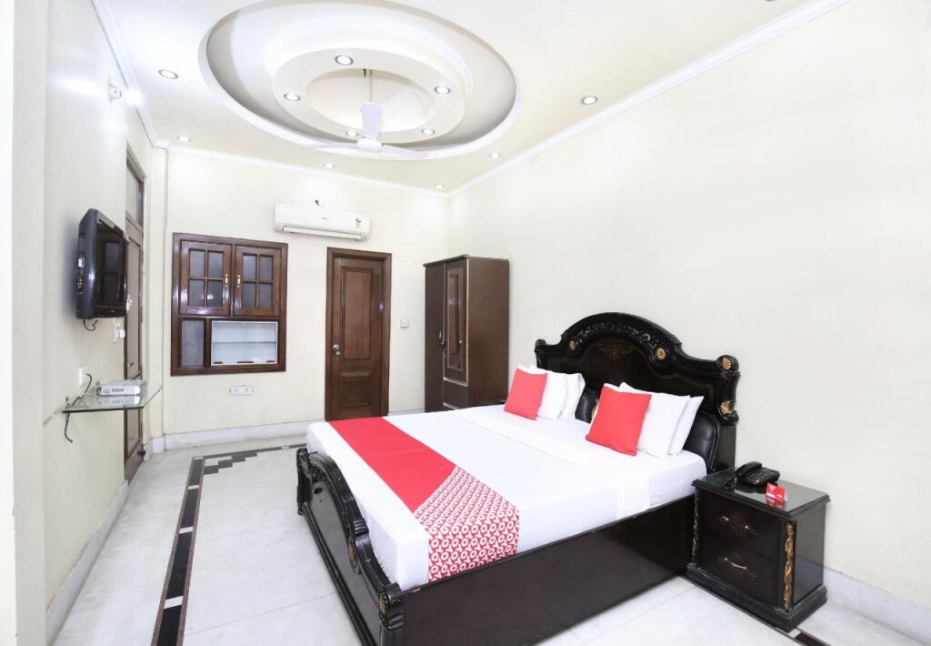 Амритсар: Hotel Dhingra Residency