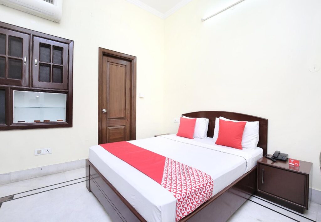 Амритсар: Hotel Dhingra Residency