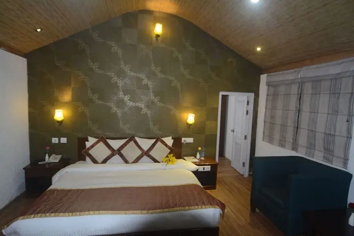 Дармсала: Regenta Resort, Exotica Dharamshala on Hilltop