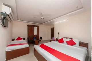Шрикалахасти: Hotel Sri Shiva Shakti