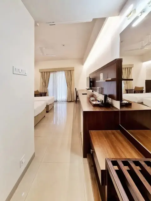 Колхапур: The Pavillion Hotel