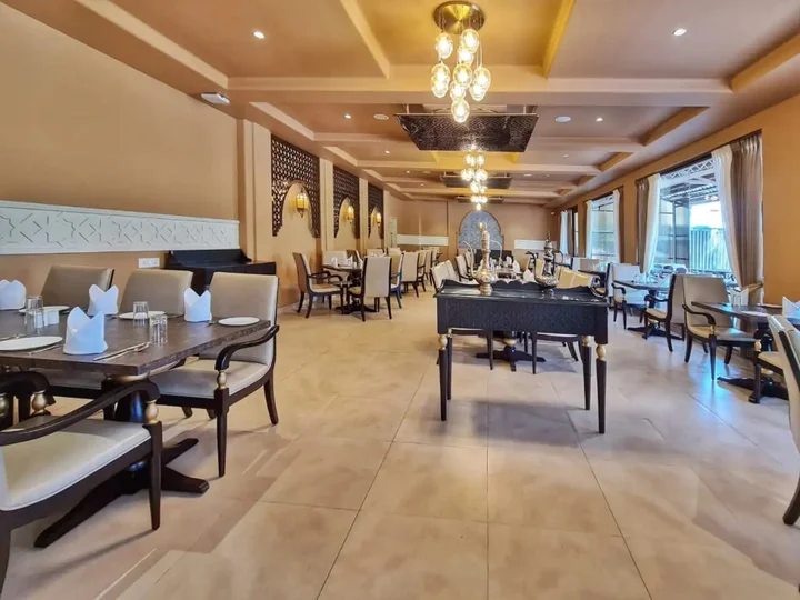 Колхапур: The Pavillion Hotel