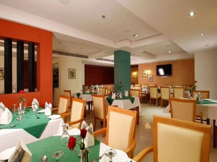 Куруппумтара: Hotel Olive International