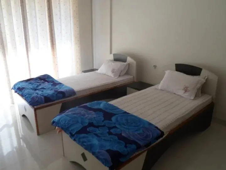 Пуна: GMA Guest House Service