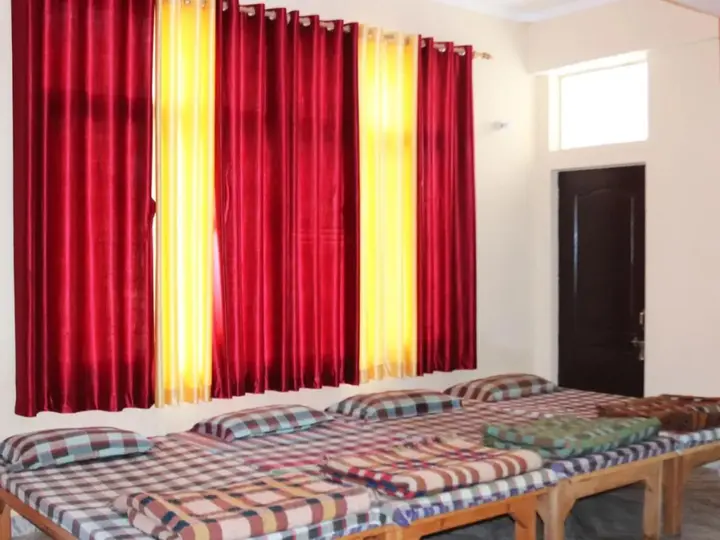 Сукха: Shivalik River Retreat