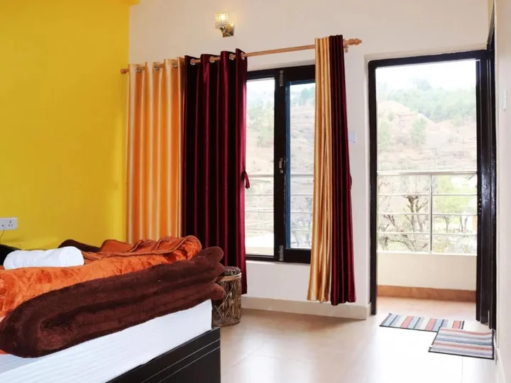 Сукха: Shivalik River Retreat