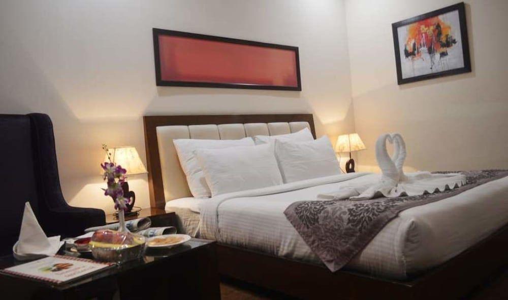 Амритсар: Country Inn Amritsar