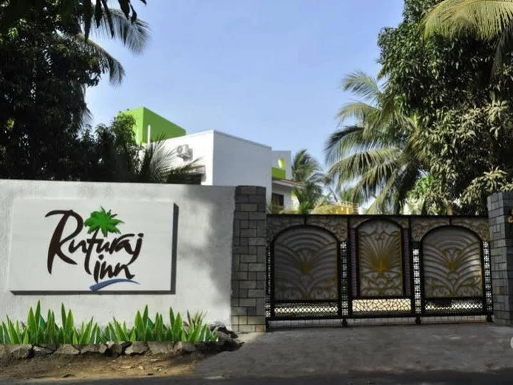 Киим: Ruturaj Inn