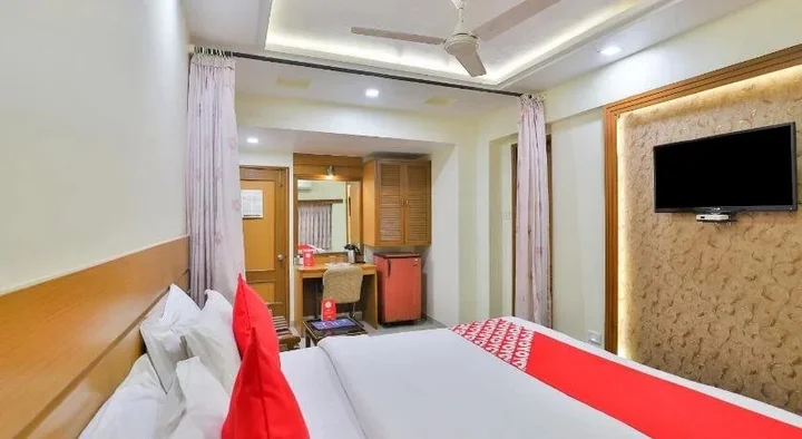 Вадодара: Hotel Rainbow