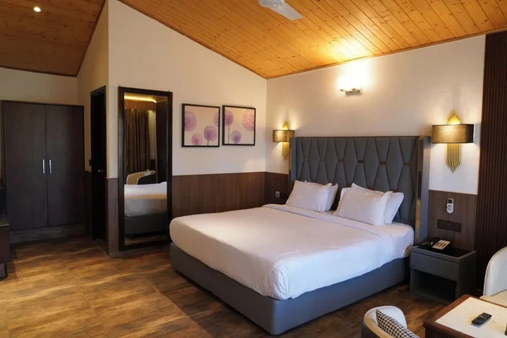 Казаули: Kasauli Hills Resort