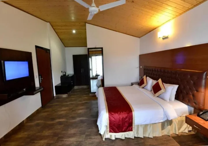 Казаули: Kasauli Hills Resort