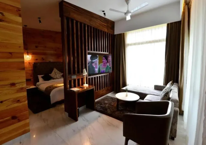 Казаули: Kasauli Hills Resort
