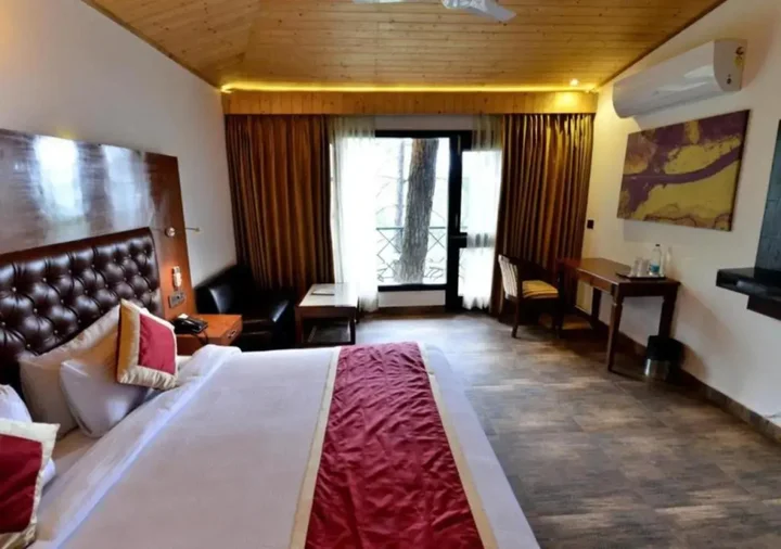 Казаули: Kasauli Hills Resort