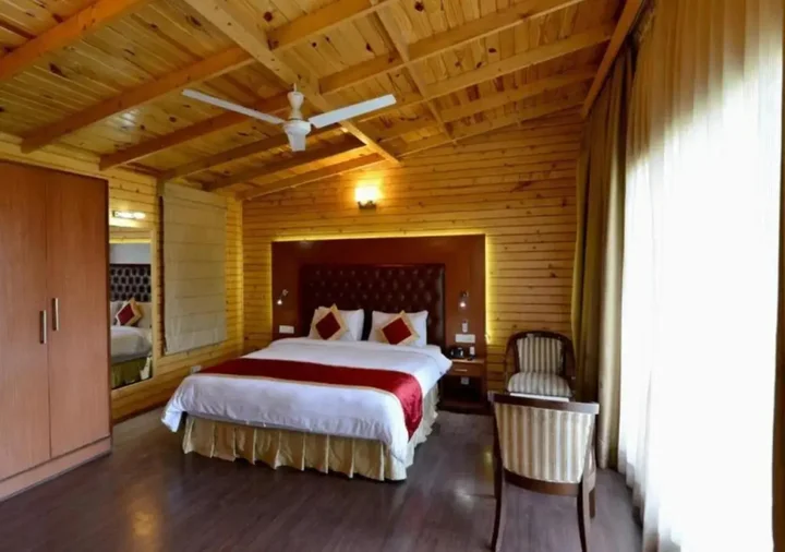 Казаули: Kasauli Hills Resort