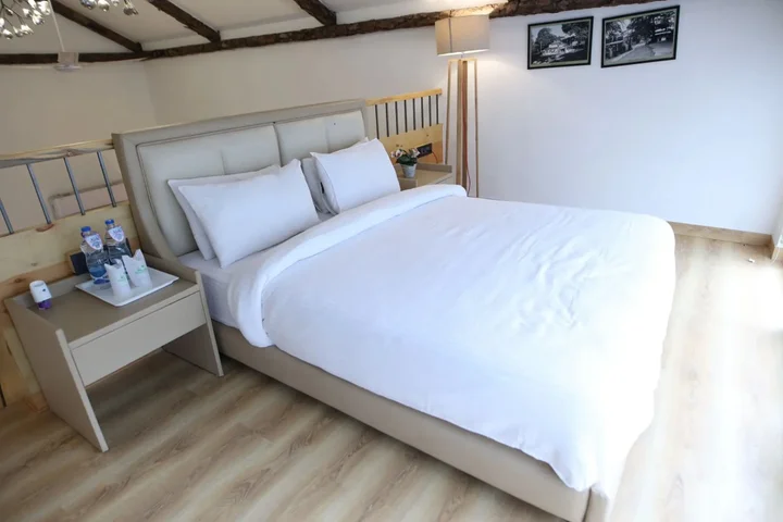 Казаули: Kasauli Hills Resort