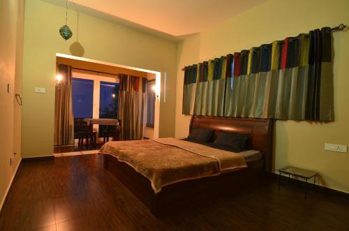 Кунур: The Misty Meadows Resorts Coonoor