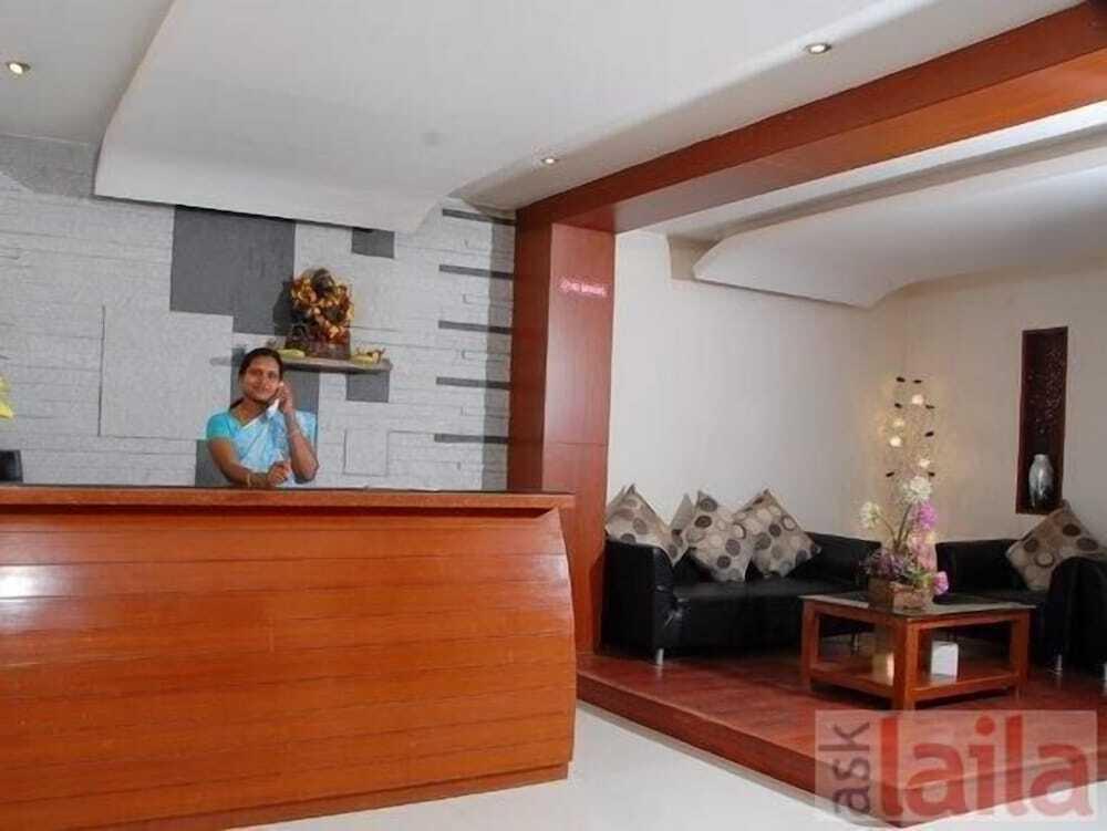 Хидерабад: Halcyon Suites