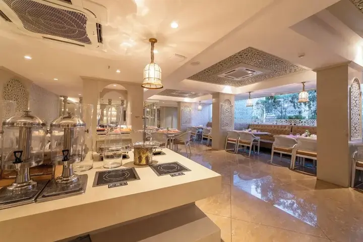 Виджаявада: Hotel Manorama Vijayawada