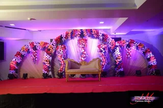 Вриндаван: Hotel Krishnam Vrindavan
