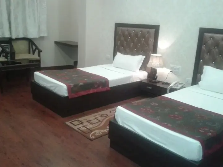 Вриндаван: Hotel Krishnam Vrindavan