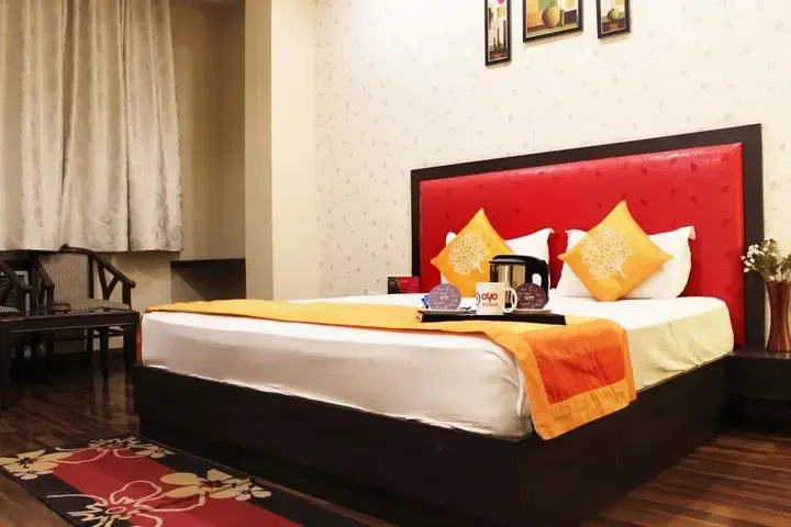 Вриндаван: Hotel Krishnam Vrindavan