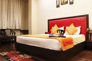 Вриндаван: Hotel Krishnam Vrindavan