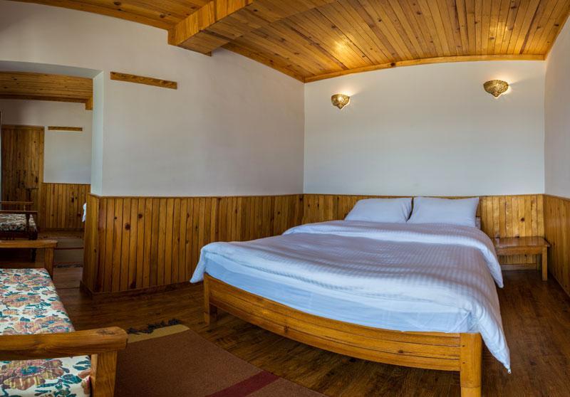 Раникхет: Kasar Rainbow Yoga Retreat