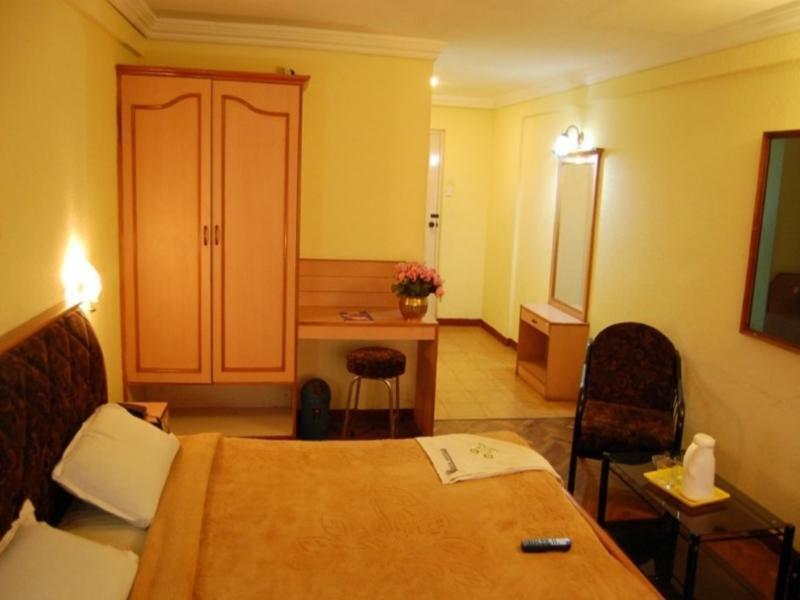 Кодайканал: Royal Hotel