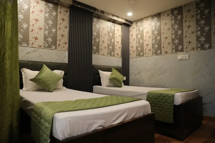 Катра: Hotel Green View