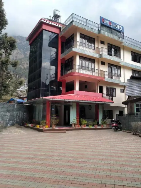 Дармсала: Ravine inn
