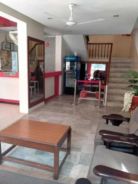 Дармсала: Ravine inn