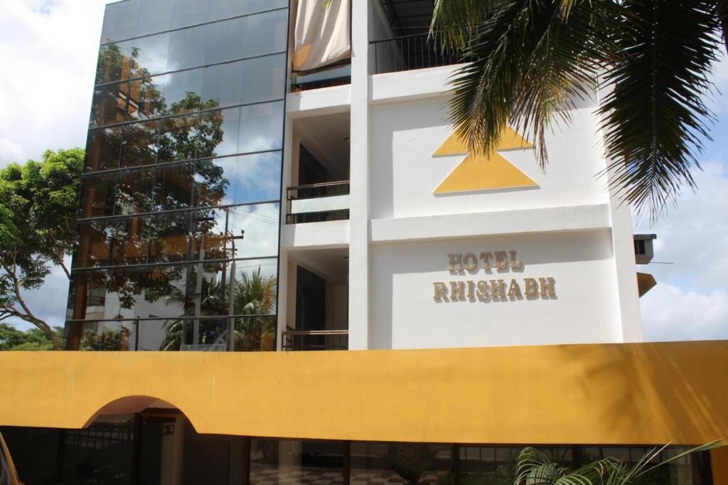 Порт-Блэр: Hotel Rhishabh Port Blair