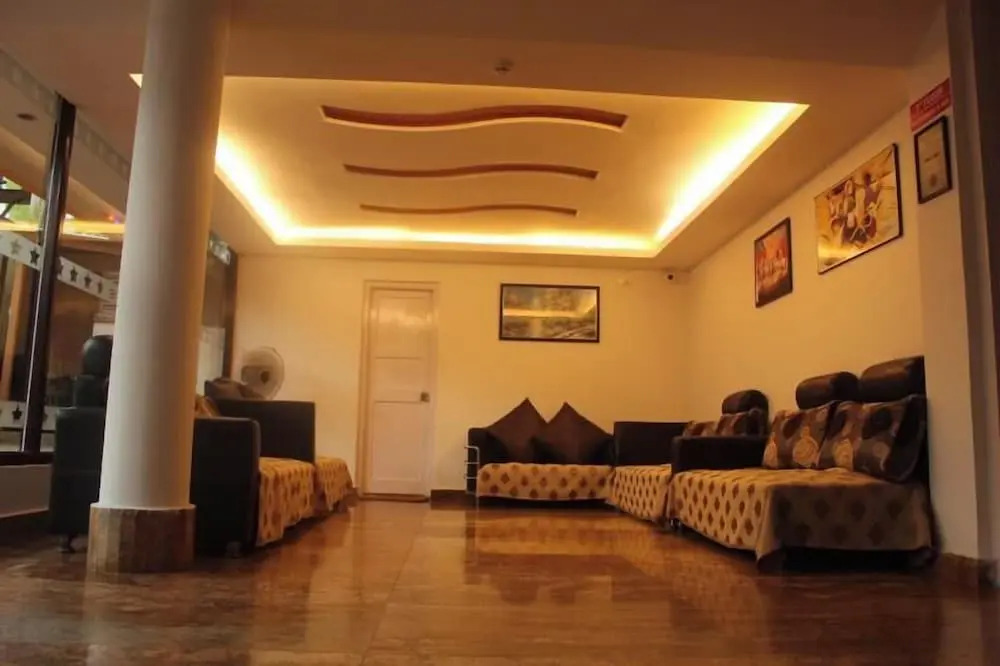 Порт-Блэр: Hotel Rhishabh Port Blair