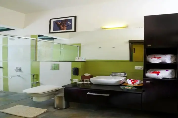 Куттикканам: Niraamaya Cardamom Club