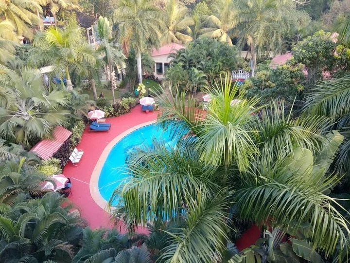 Анджуна: Country Club De Goa