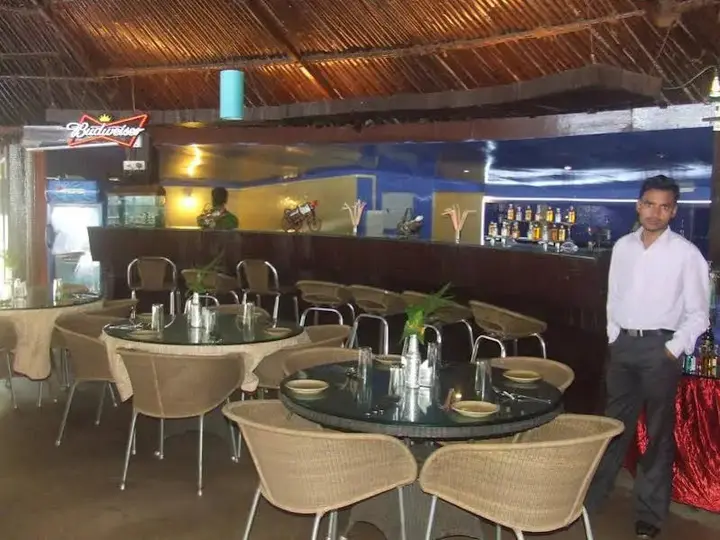 Анджуна: Country Club De Goa
