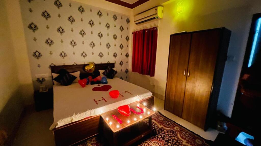 ADB Rooms Hotel Vallabh Darshan — фото 2