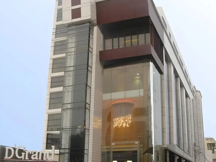 Барейлли: Hotel D Grand